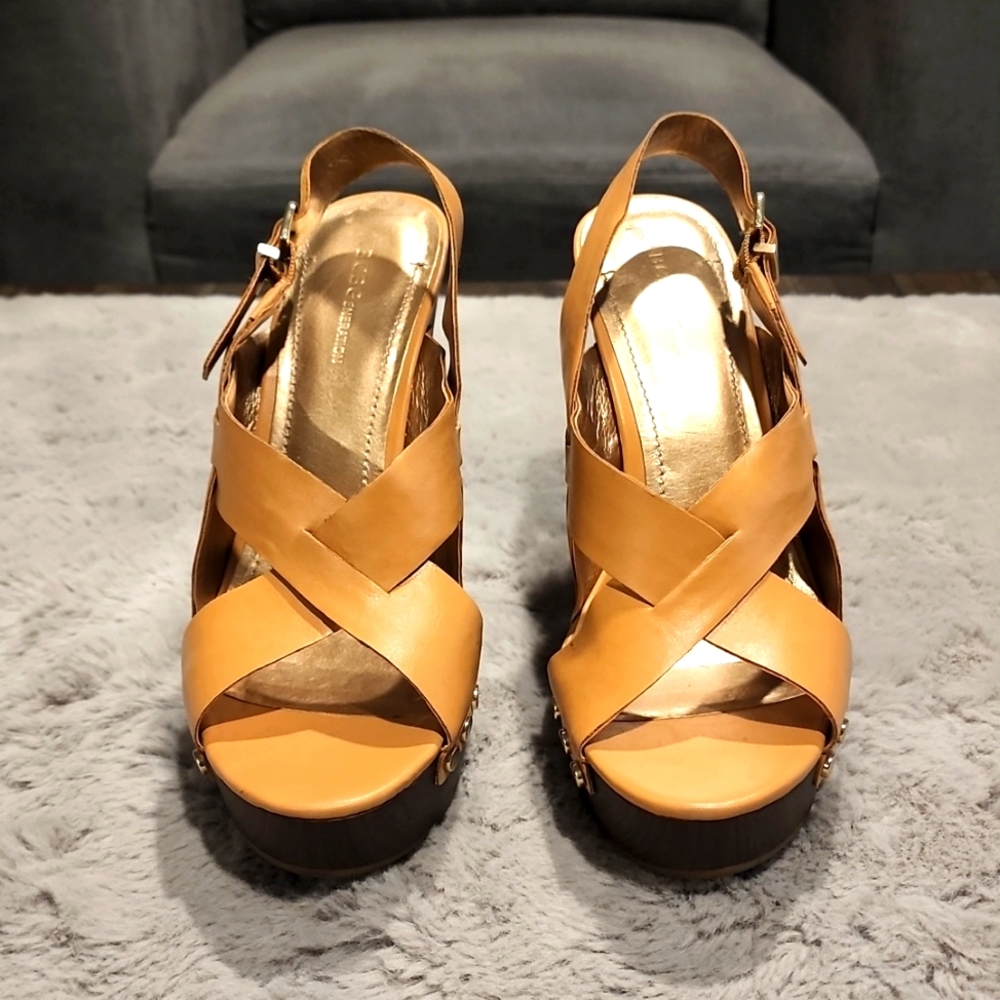 Women's BCBGeneration Tan Wedge Heel Sandals Size 10 (Excellent Condition)